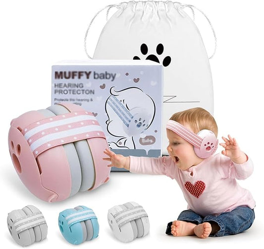 Casque anti-bruit bébé vert menthe avec bandeau élastique rayé et sa pochette de transport, montré avec sa boîte d'emballage d'origine.
