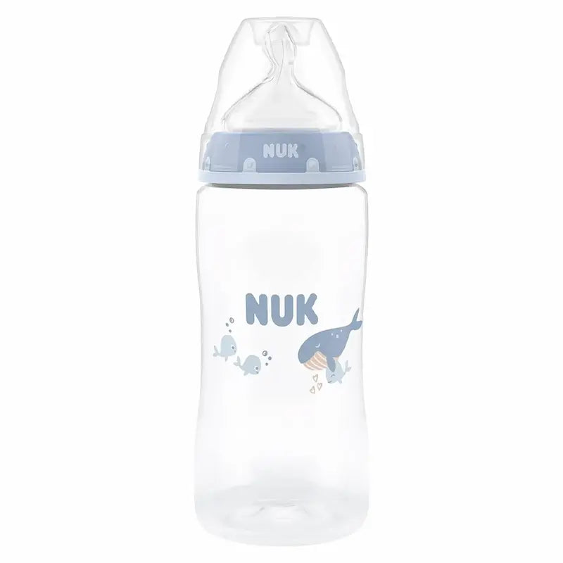 Biberon NUK First Choice 300ml 3m+ avec tétine en silicone et système anti-colique motif baleine.